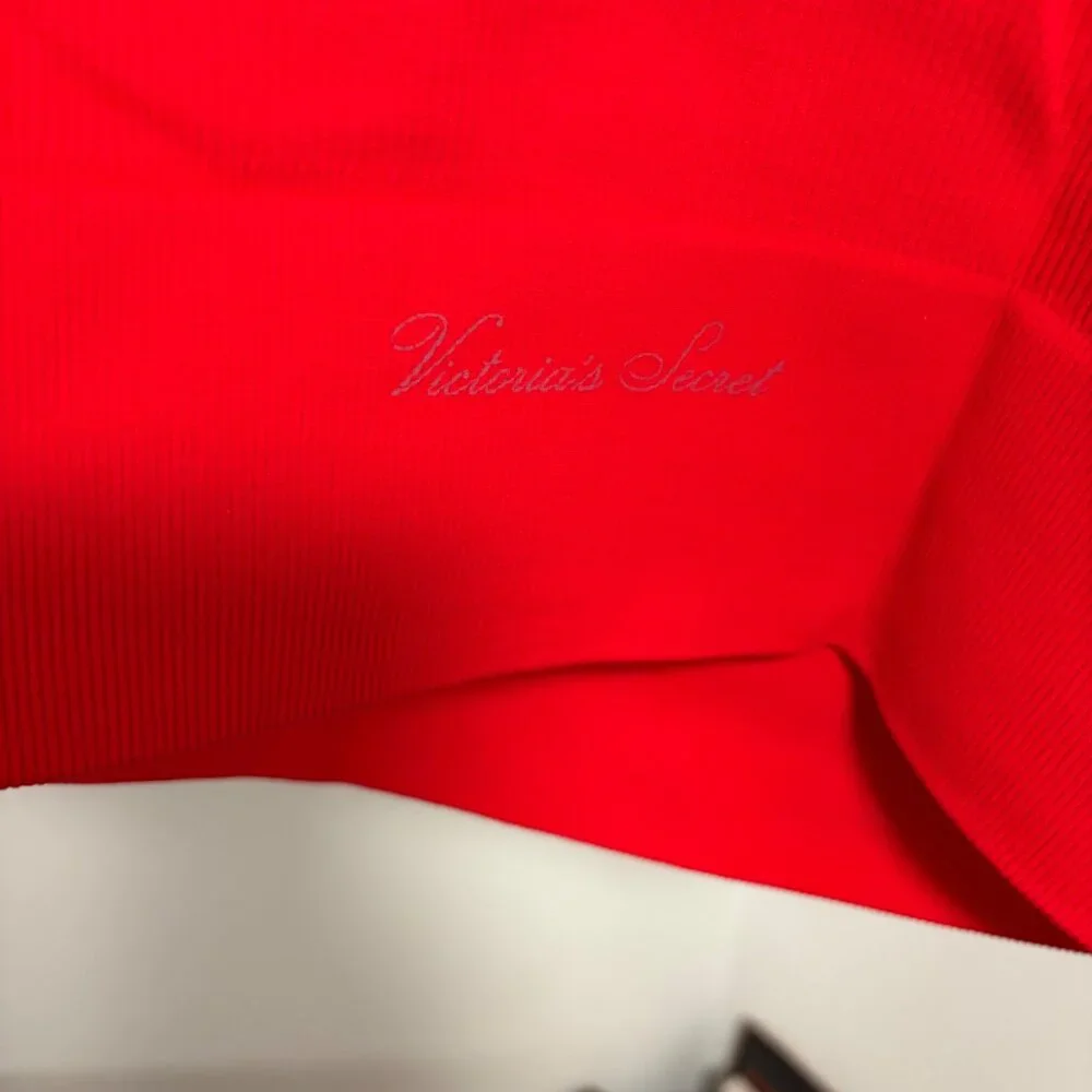 Victoria Secret Long Line Sport Bra - Picture 3 of 6